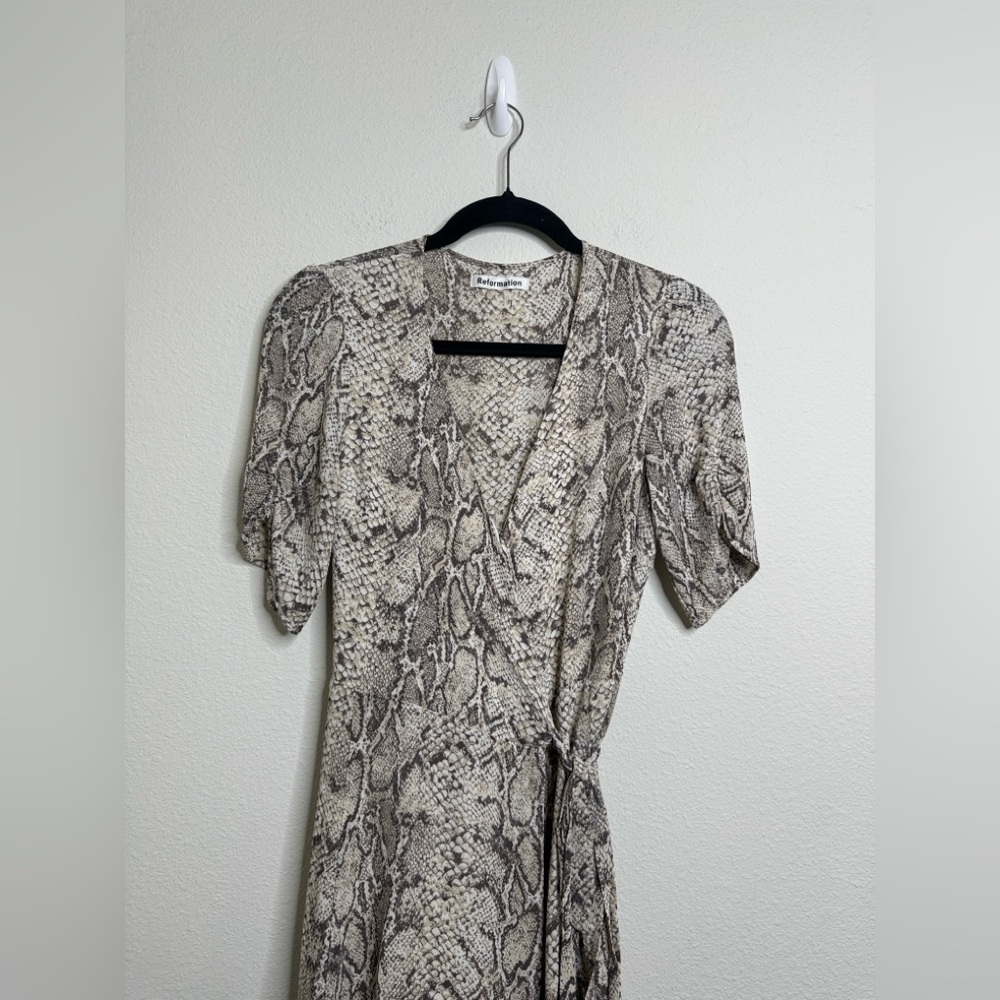 Reformation Monica Wrap Mini Dress Python Snake Print Size Medium PTP-18” - Picture 7 of 16